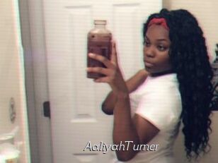 AaliyahTurner Le Scandale