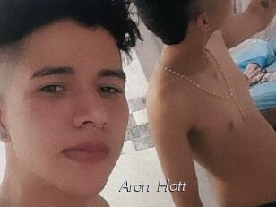 Aron_Hott