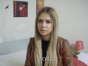 KYLLIE_