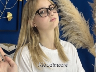 klaudimoore Le Scandale