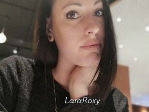 LaraRoxy