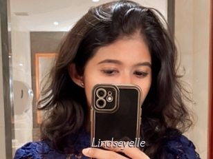 Lindseyelle