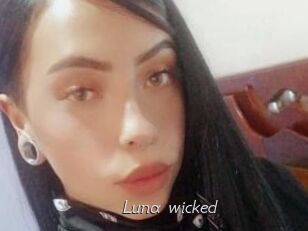 Luna_wicked