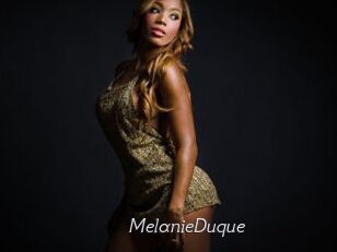 MelanieDuque Le Scandale
