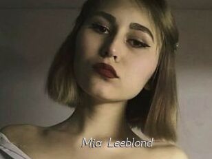 Mia_Leeblond