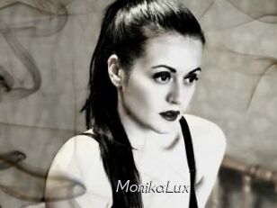 MonikaLux Le Scandale