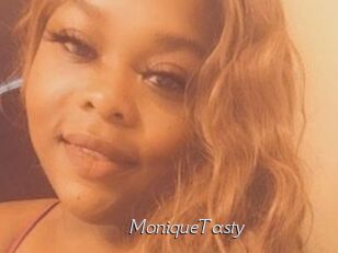 MoniqueTasty