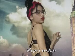 Megan_sexshow