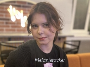 Melanietacker