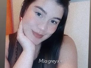Miagreyxx