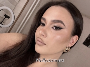 mollydanvers Le Scandale
