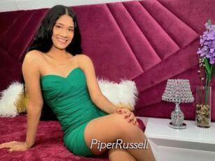PiperRussell Le Scandale