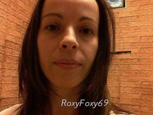 RoxyFoxy_69