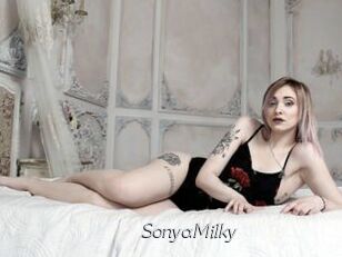 SonyaMilky Le Scandale
