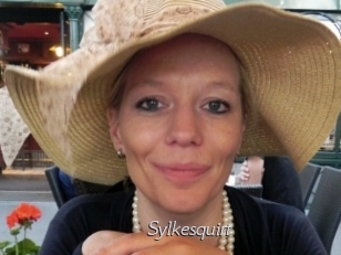 sylkesquirt Le Scandale