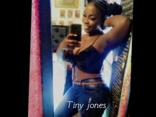 Tiny_jones